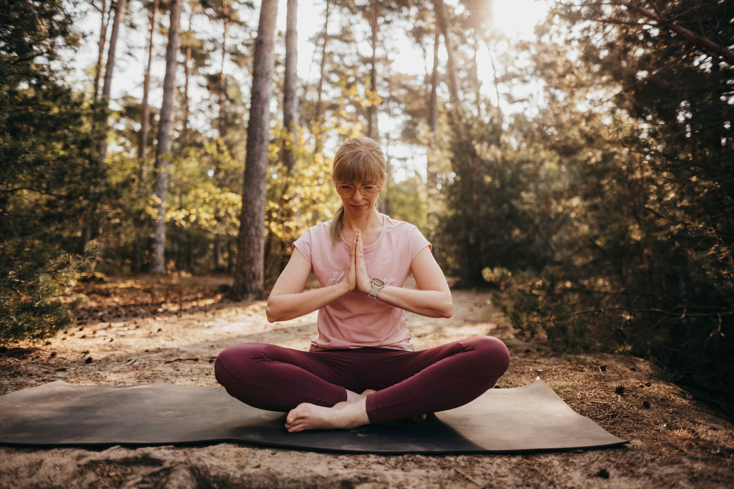 wie Bewegung, Meditation und Achtsamkeit dieses Trio in Balance halten. Mit praktischen Tipps und der Rolle von Coaching erkunde, wie du deine Balance für ein erfüllteres Leben stärken kannst.